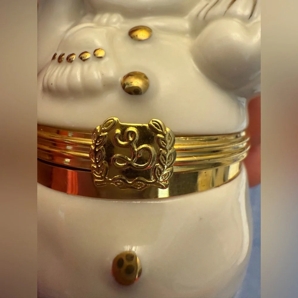 Lenox accents elegant